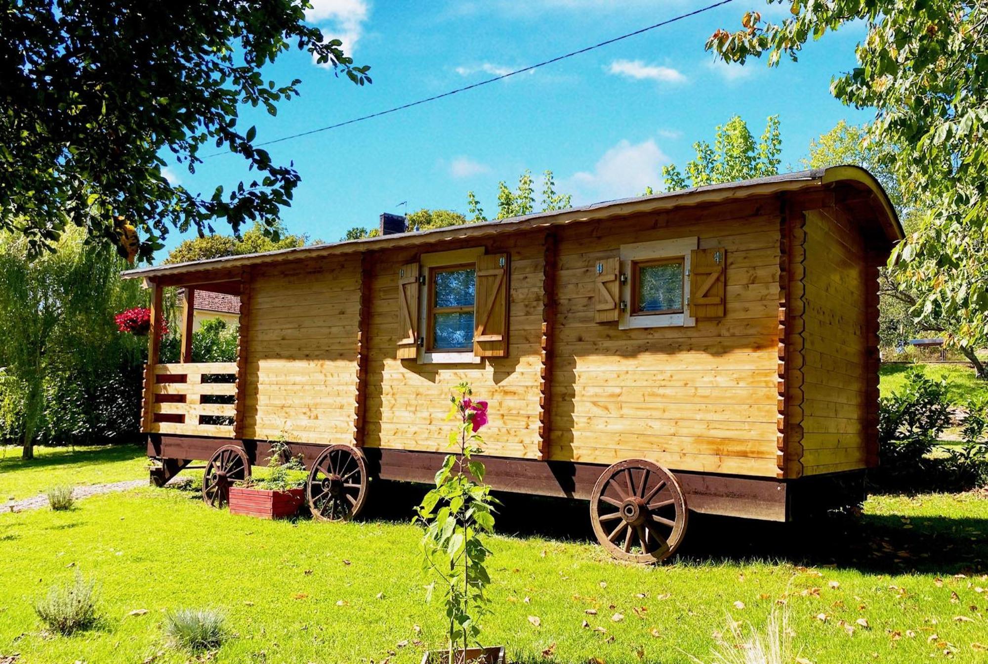 Little Wood Lodges Insolites Bailly-aux-Forges Экстерьер фото